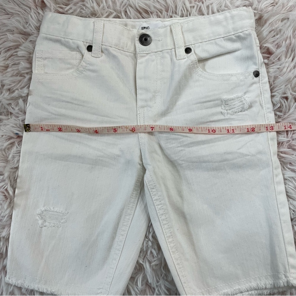 EPIC THREADS white denim Bermuda shorts for Girls adjustable waist size 5 - Picture 13 of 14